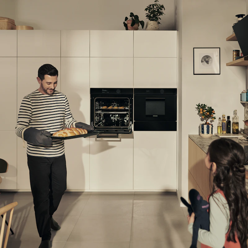 Samsung Infinite Line