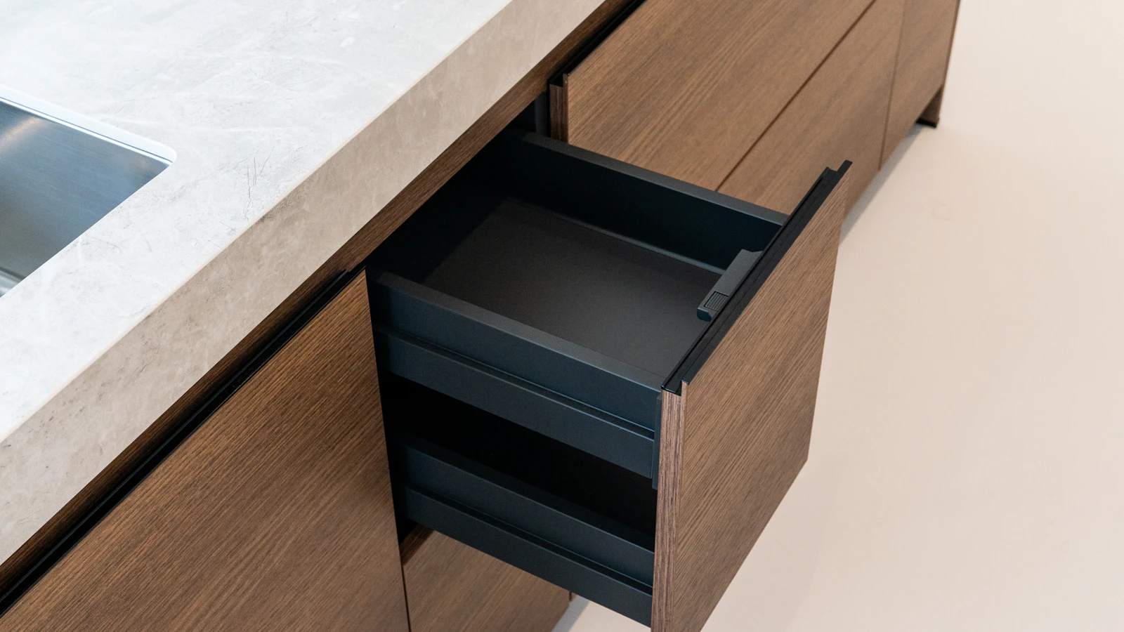 Dubbele lade onder werkblad