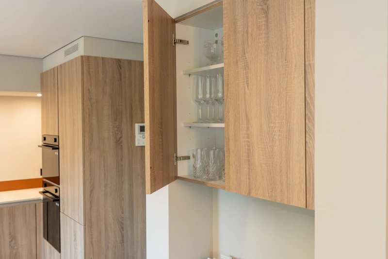 Hangkast voor glazen