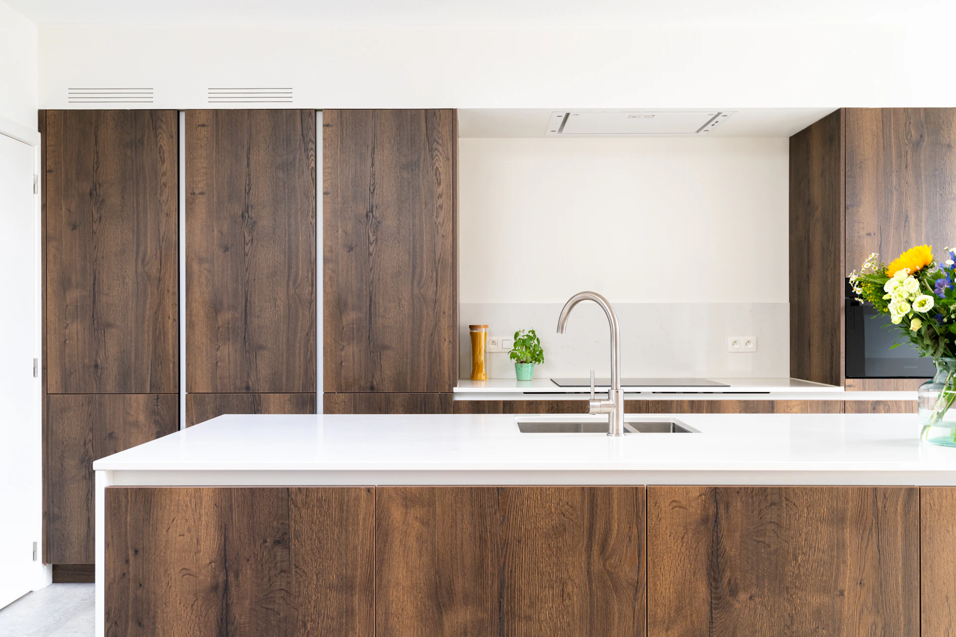 Eigentijdse keuken van de 21ste eeuw